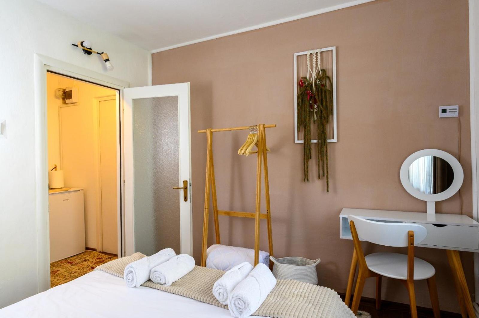 Apartament Corina Cu Parcare Bistriţa Kültér fotó